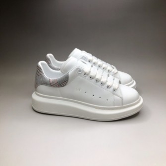 ALEXANDER MCQUEEN 알렉산더 맥퀸 오버사이즈 스니커즈