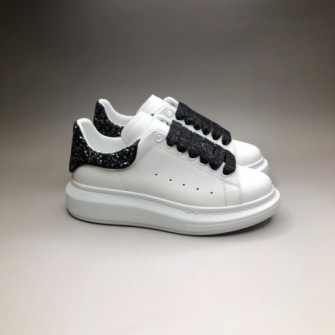 ALEXANDER MCQUEEN 알렉산더 맥퀸 오버사이즈 스니커즈