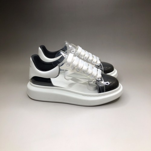ALEXANDER MCQUEEN 알렉산더 맥퀸 오버사이즈 스니커즈