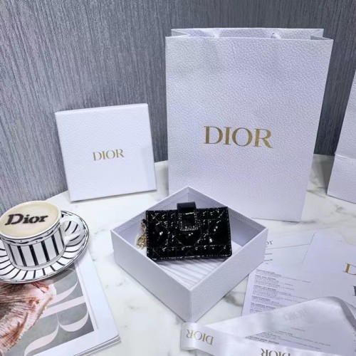 DIOR 디올